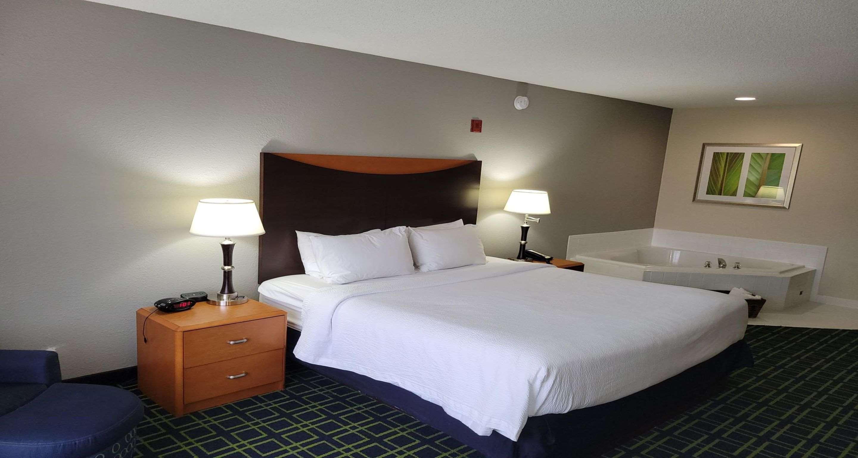 Best Western Louisville South - Shepherdsville Hillview Екстер'єр фото